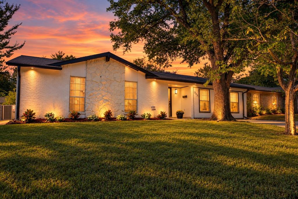 313 Boulder Court