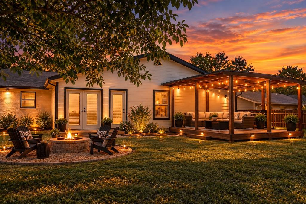 313 Boulder Court