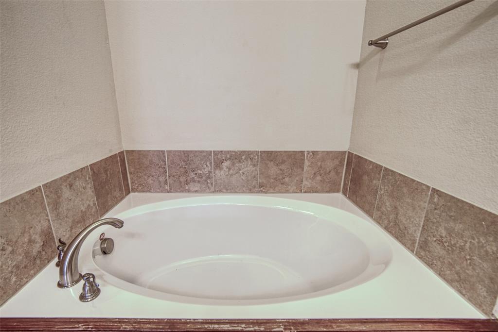 Woodcreek Ph3-C - Residential Lease