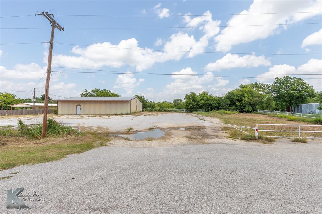 M Bennetes - Commercial Sale