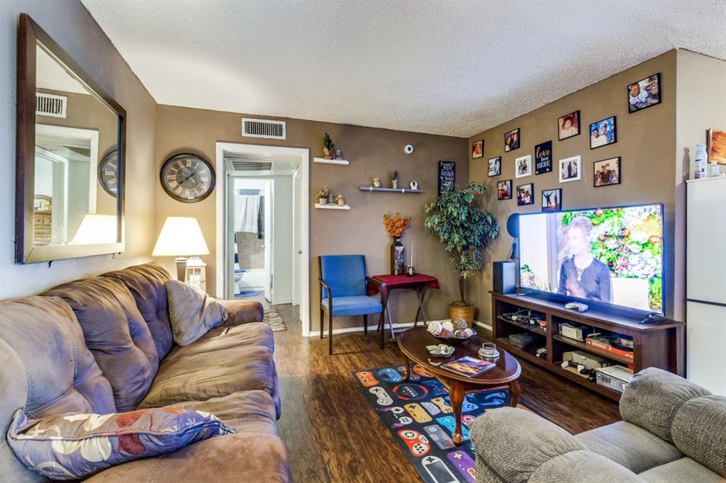 East Columbia Place - Residential Income