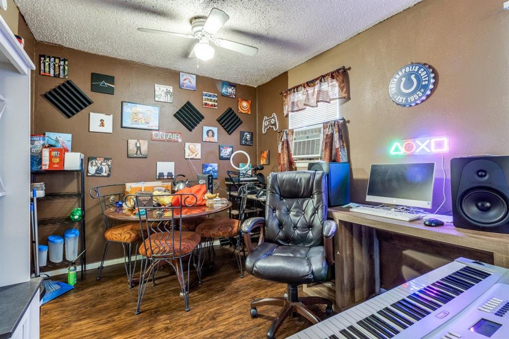 East Columbia Place - Residential Income