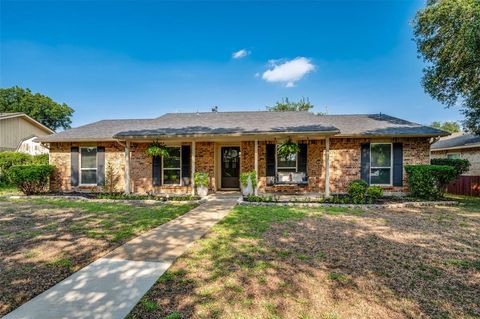 5004 Green Oaks Drive Plano TX 75023