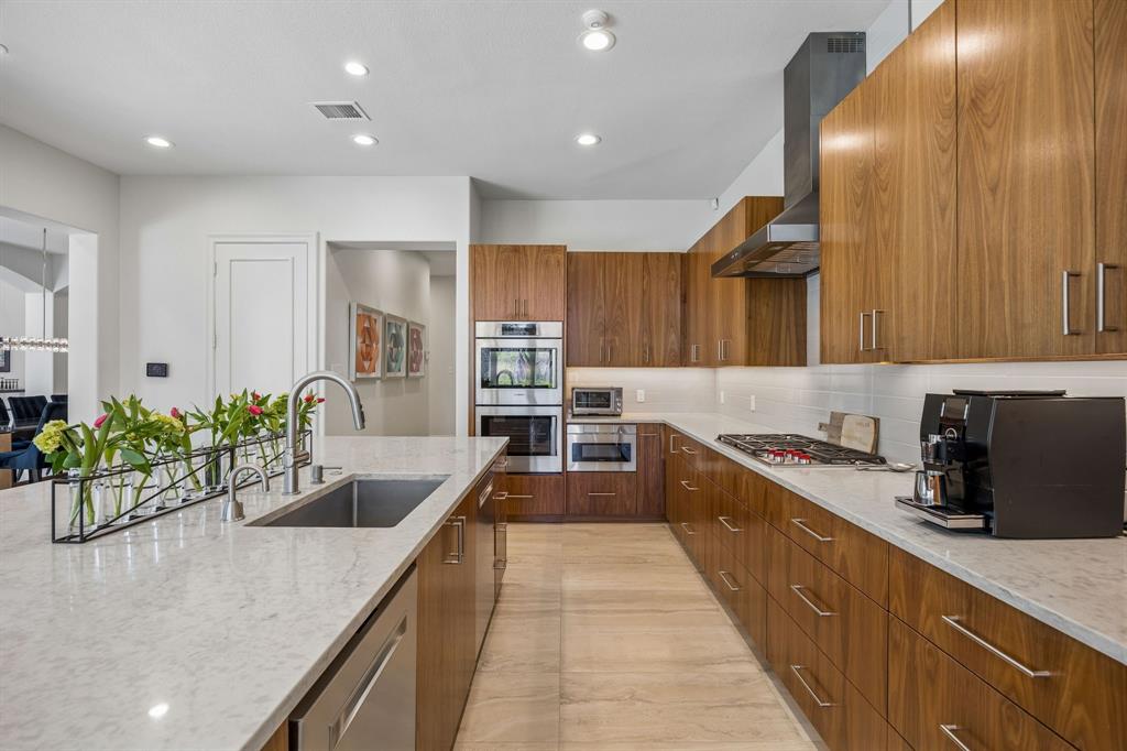 Oaktree Ph Four - Residential
