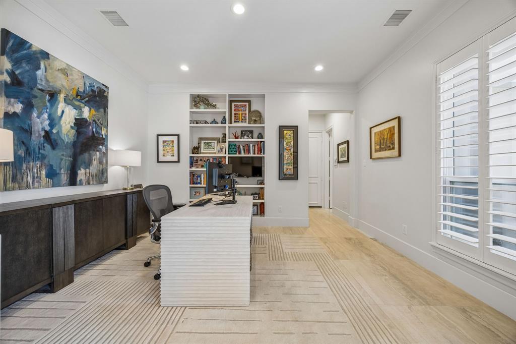 Oaktree Ph Four - Residential