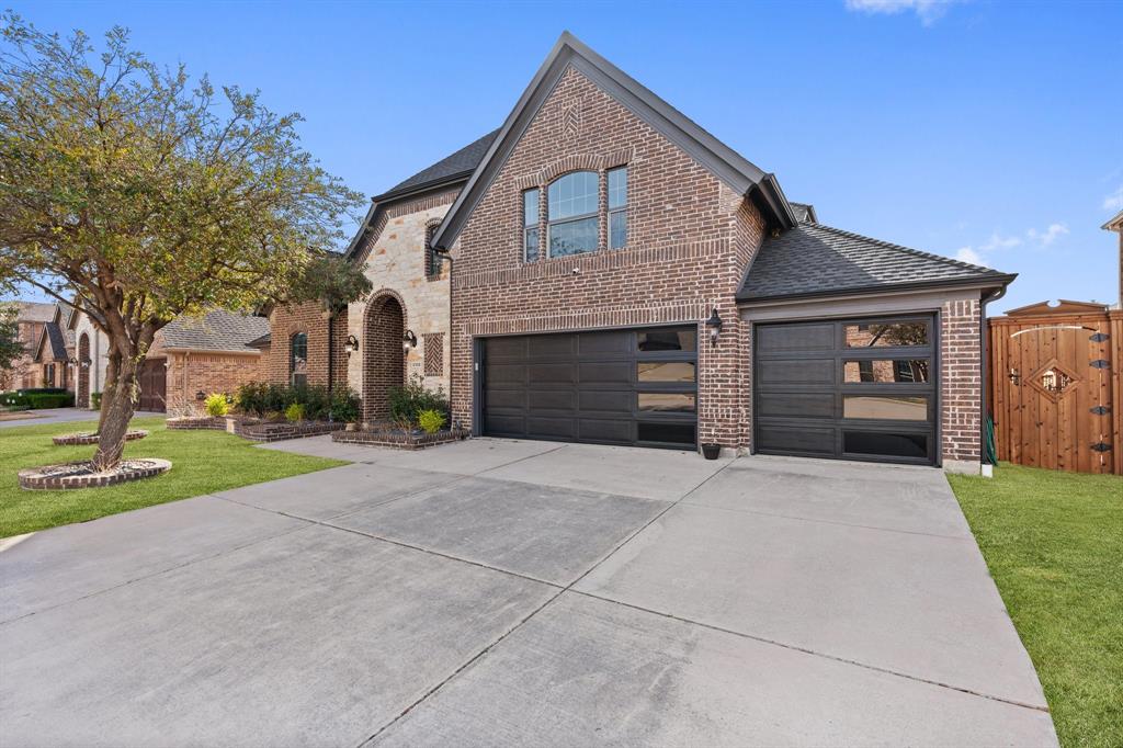2332 Emerald Lake Lane
