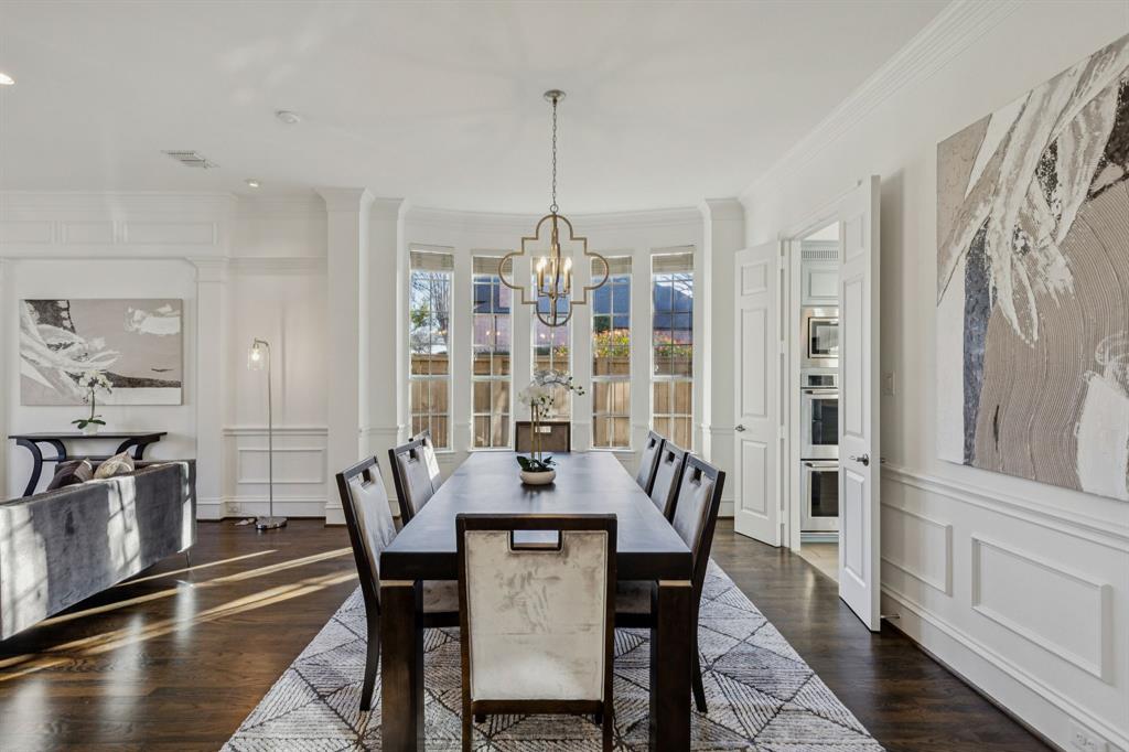 1425 Montgomery Lane