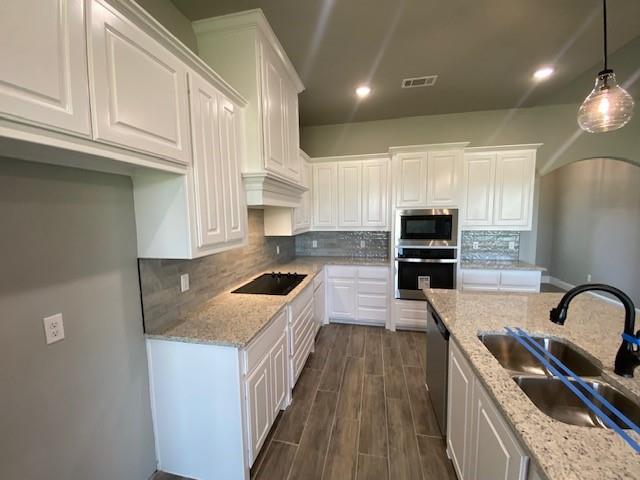 Donna's Place - Residential