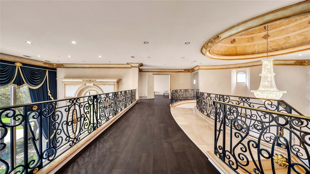 The Montclair - Residential