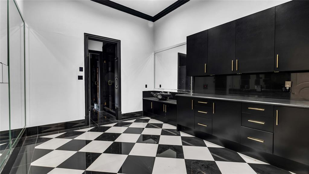 The Montclair - Residential