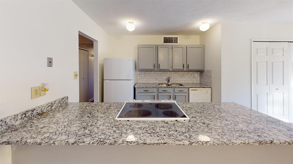 Colony 22 - Residential Lease