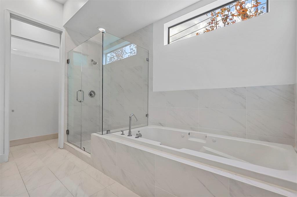 1600 Haskell Condos - Residential