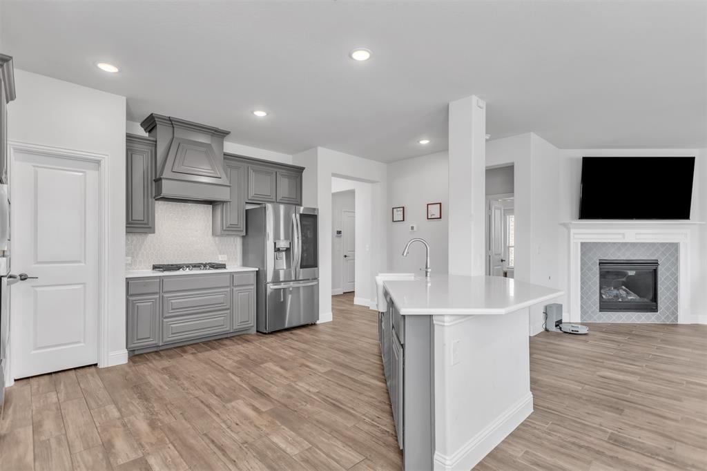 Devonshire Village 14 - Residential