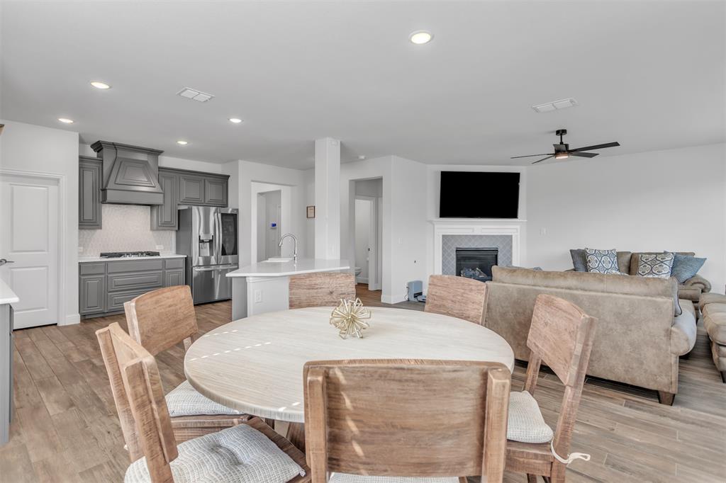 Devonshire Village 14 - Residential