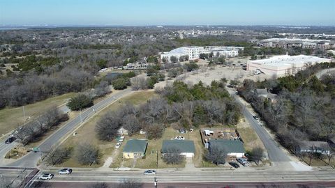 301, 303, 305 W Belt Line Road Cedar Hill TX 75104