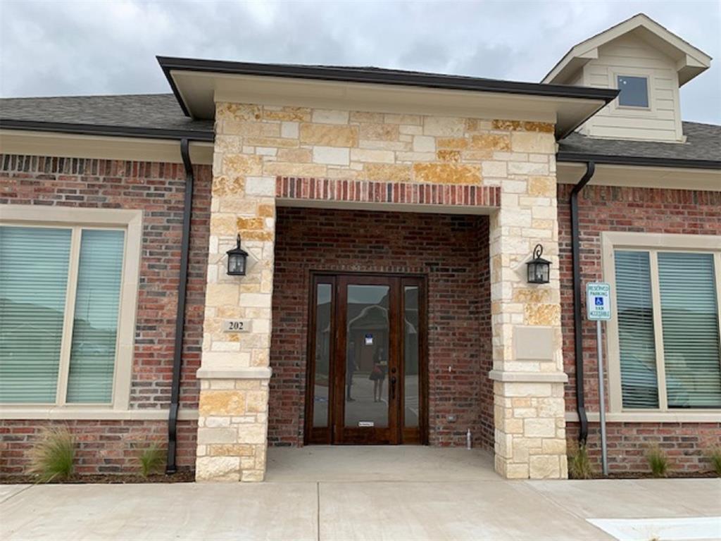 870 HEBRON Parkway 202