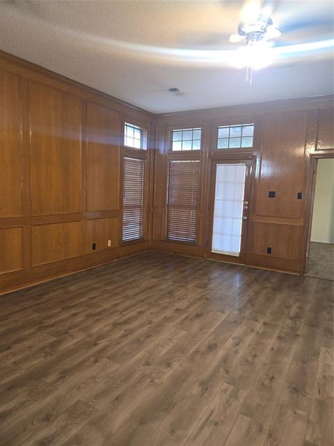 Tiny photo for 108 Tara Circle, Lancaster, TX 75146 (MLS # 21394652)