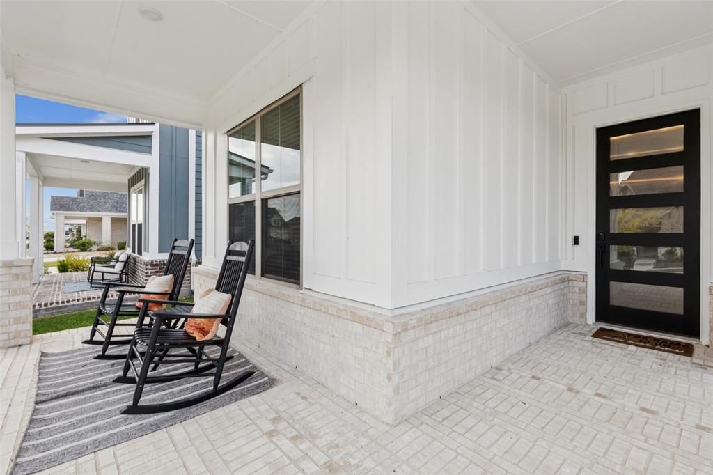 8521 Campbell Drive