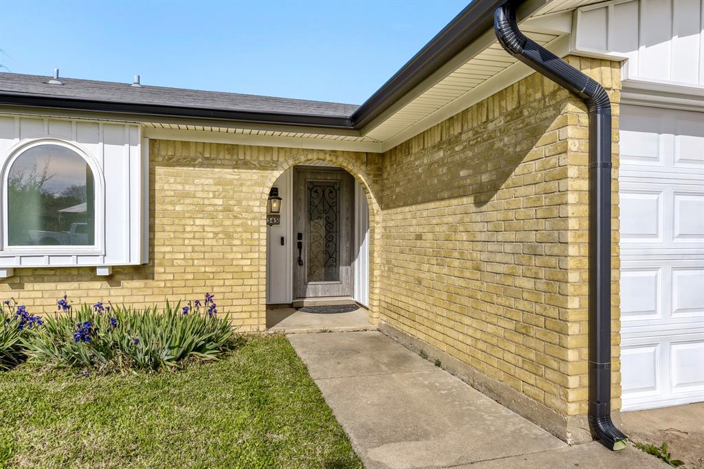 6345 Dorchester Trail