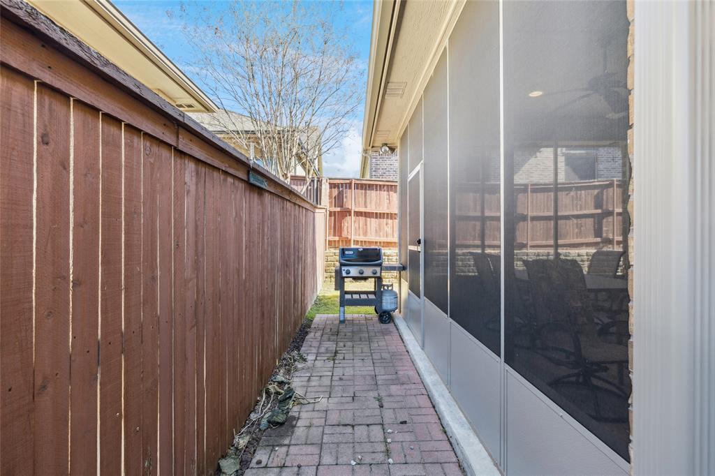 Lago Vista - Residential