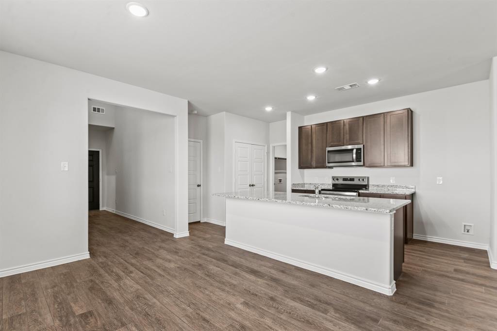 9961 Flying Wing Way