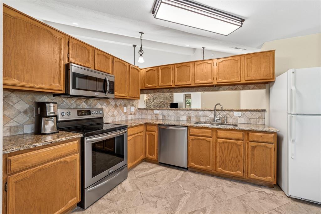 Cross Creek East - Residential