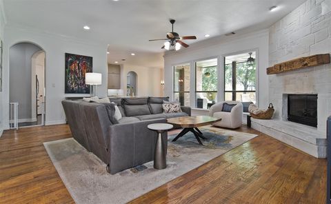 Tiny photo for 6208 Riverview Circle, Fort Worth, TX 76112 (MLS # 20954666)