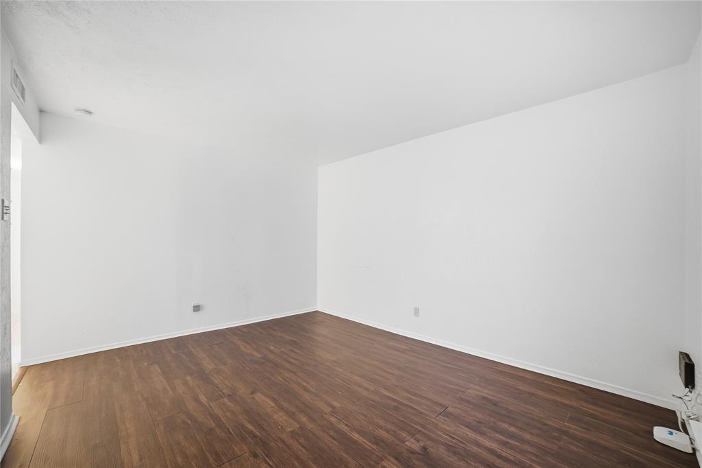 Garland, Texas 75043, United States, 4 Bedrooms Bedrooms, ,3 BathroomsBathrooms,Residential,Pending,236760