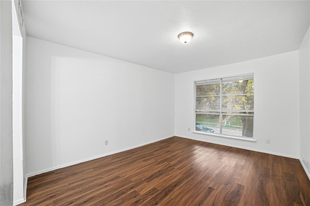 Garland, Texas 75043, United States, 4 Bedrooms Bedrooms, ,3 BathroomsBathrooms,Residential,Pending,236760