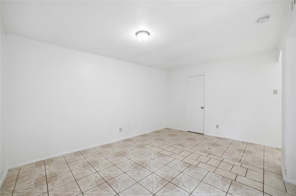 Garland, Texas 75043, United States, 4 Bedrooms Bedrooms, ,3 BathroomsBathrooms,Residential,Pending,236760