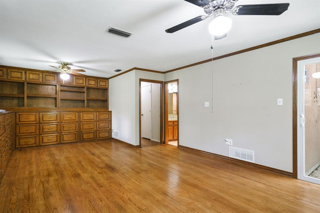 Hall & Livingston - Residential