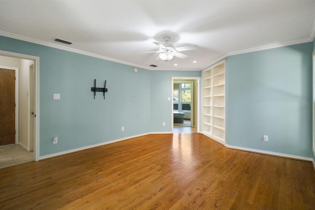 Hall & Livingston - Residential