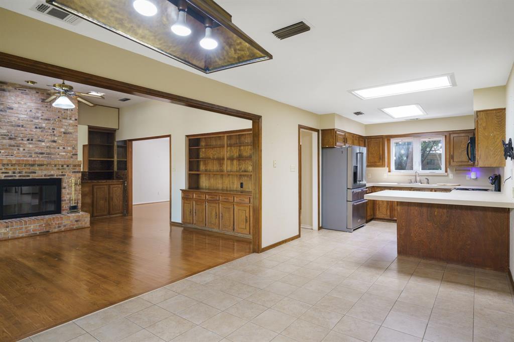 Hall & Livingston - Residential