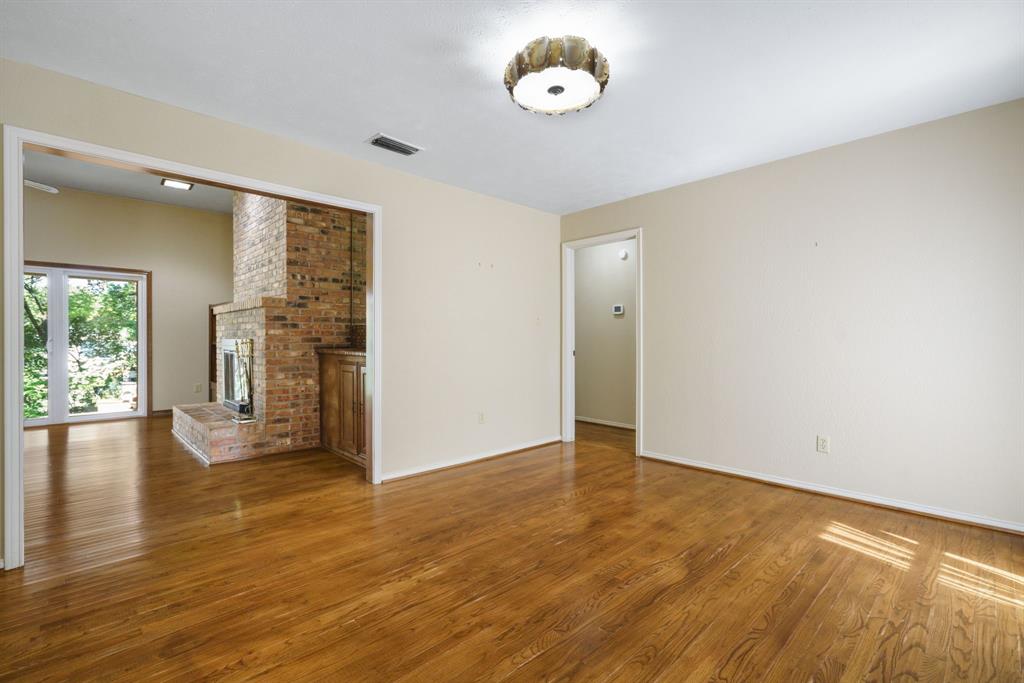 Hall & Livingston - Residential