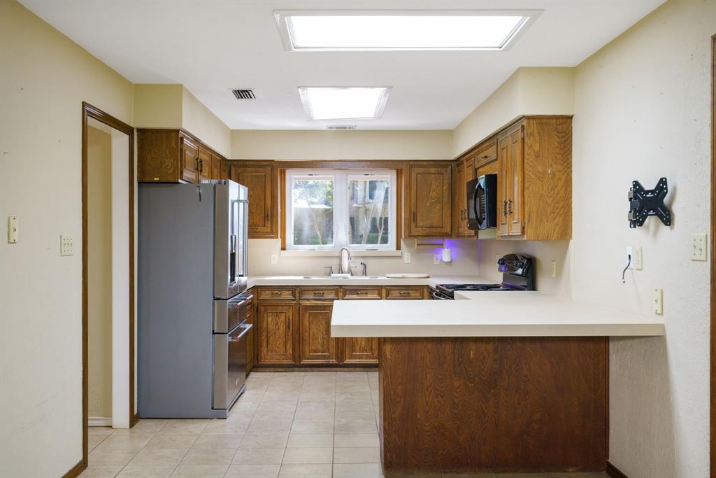 Hall & Livingston - Residential