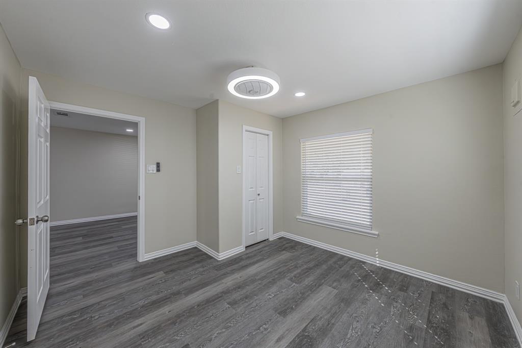 Oak Lawn - Residential