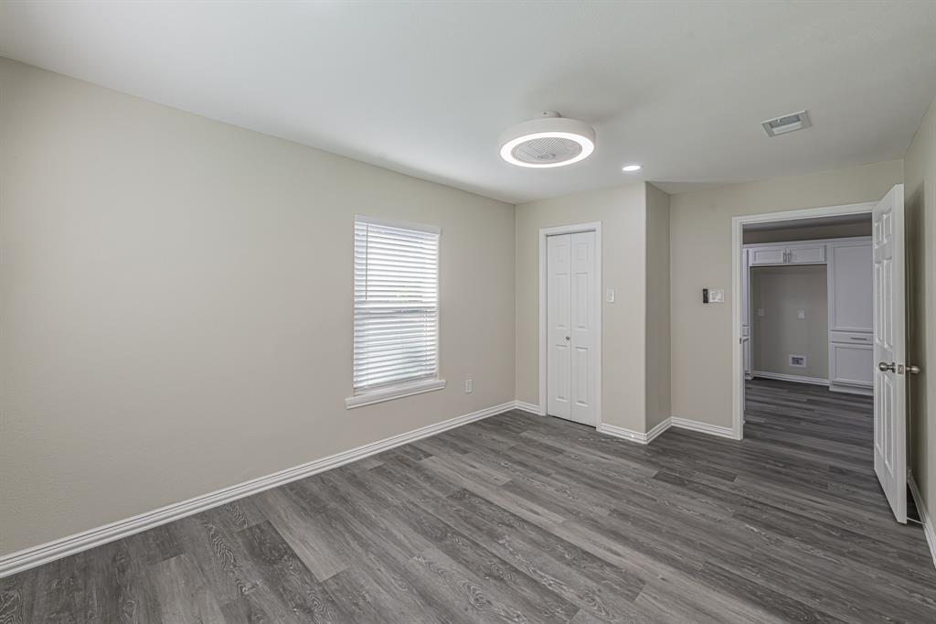 Oak Lawn - Residential