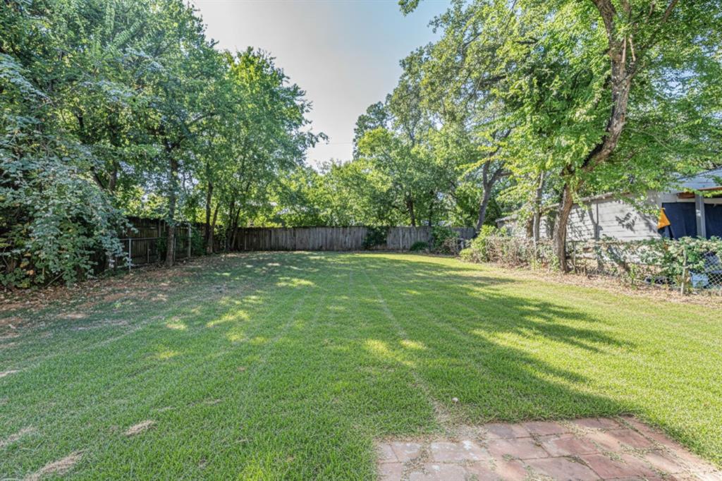 Oak Lawn - Residential