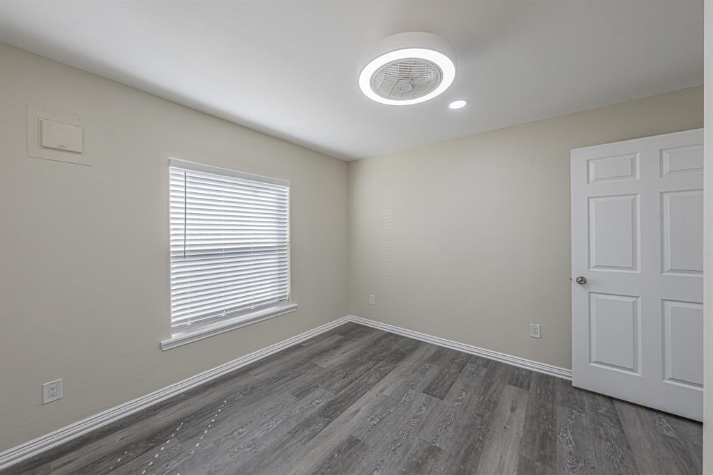 Oak Lawn - Residential