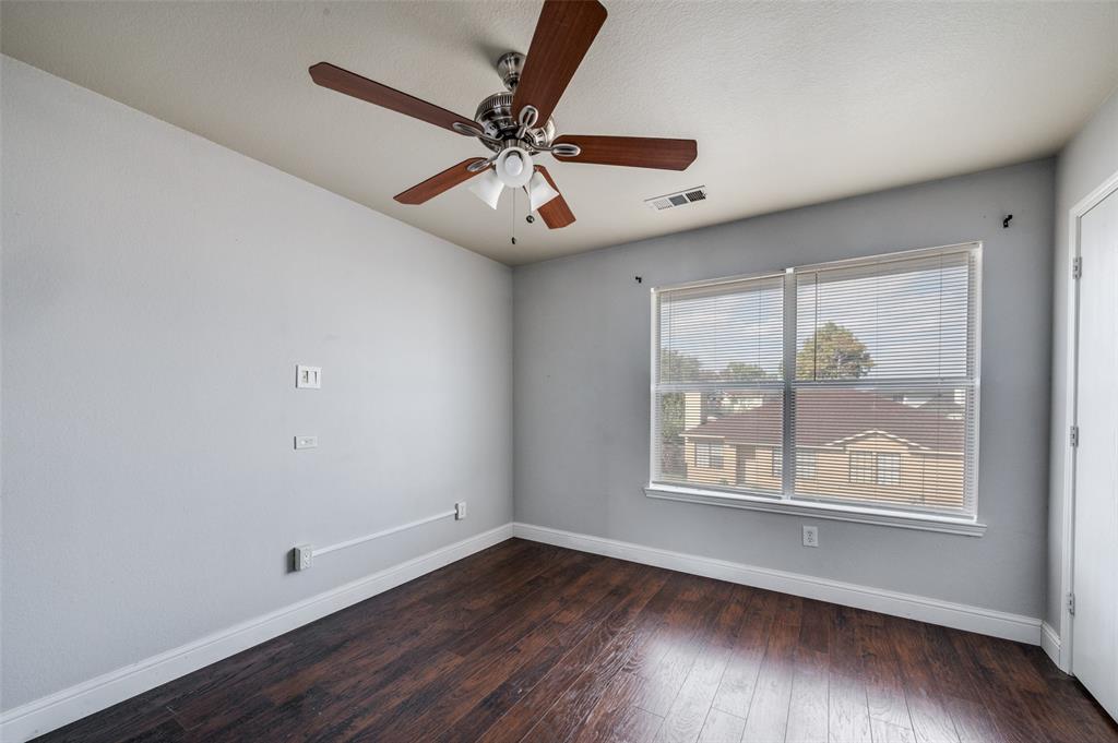 The Crest - Residential