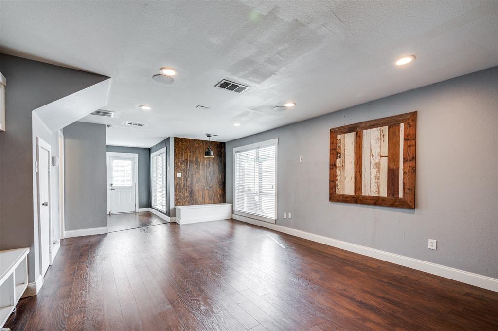 The Crest - Residential