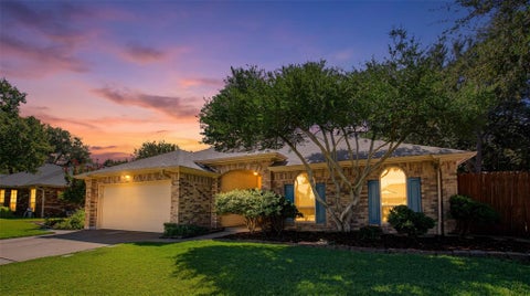 Photo of 6620 Springhill Drive, Watauga, TX 76148 (MLS # 21376873)