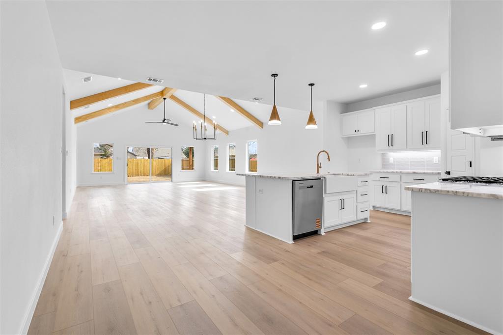 128 Cottonwood Street