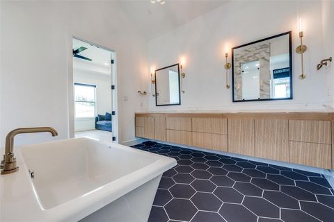 Tiny photo for 1611 Cayden Trail, Allen, TX 75002 (MLS # 21186273)