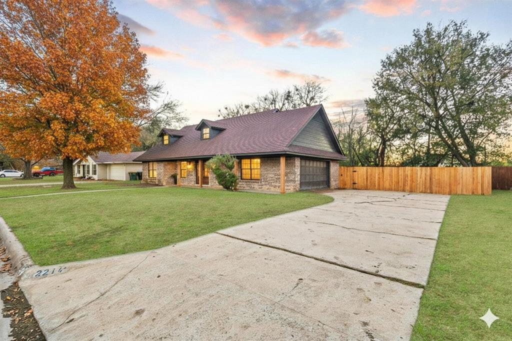 2214 Rex Cruse Drive