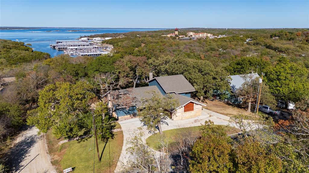 355 Lakecrest Drive