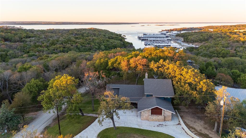 355 Lakecrest Drive