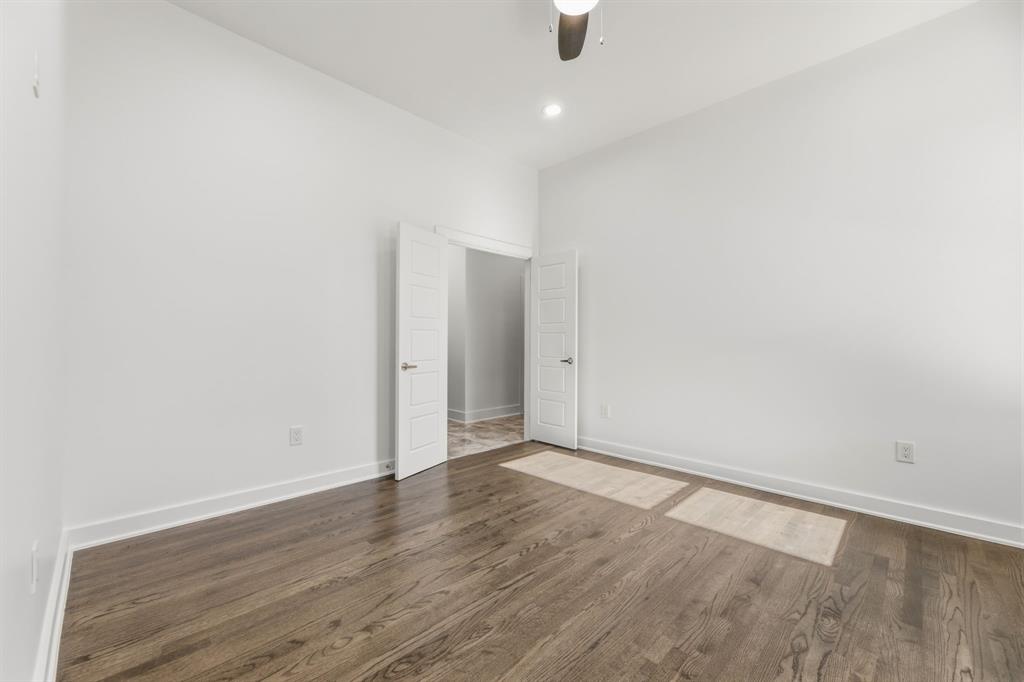 CAVENS 2ND COLONIAL AVE - Residential