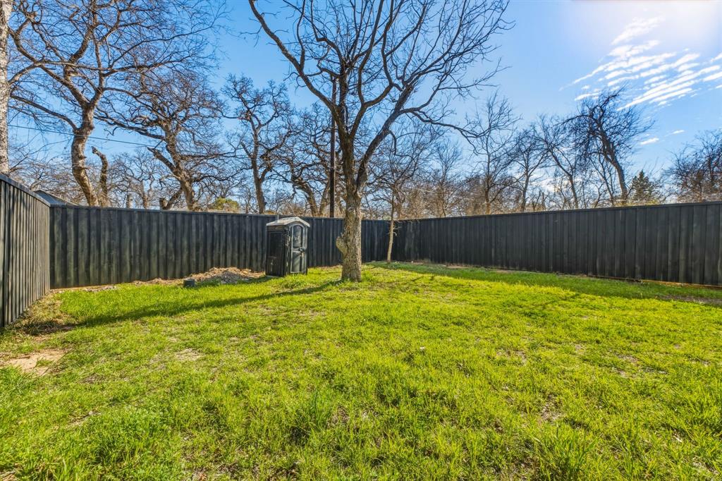 CAVENS 2ND COLONIAL AVE - Residential