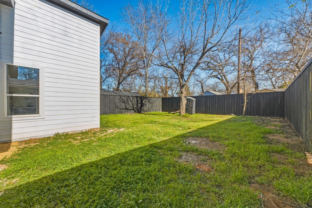 CAVENS 2ND COLONIAL AVE - Residential